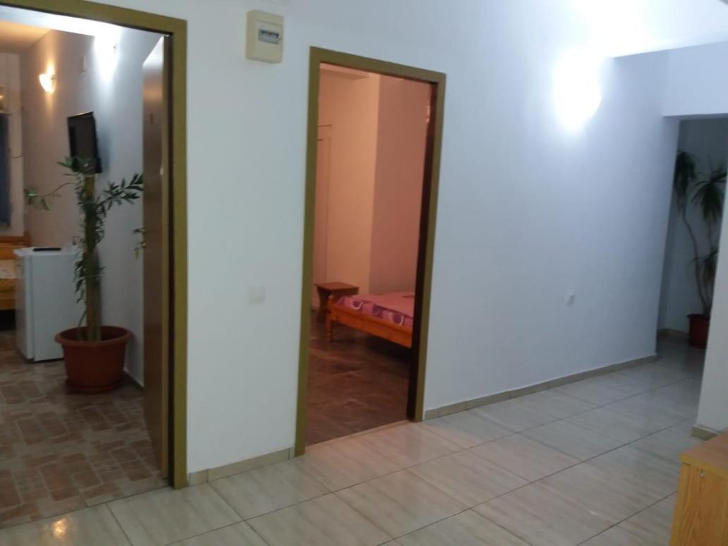 Cazare Eforie Nord, Plaja Acapulco, Garsoniere Four Studios, Bucatarie Comuna, Baie Proprie, Etaj 4, Fara Lift Εξωτερικό φωτογραφία